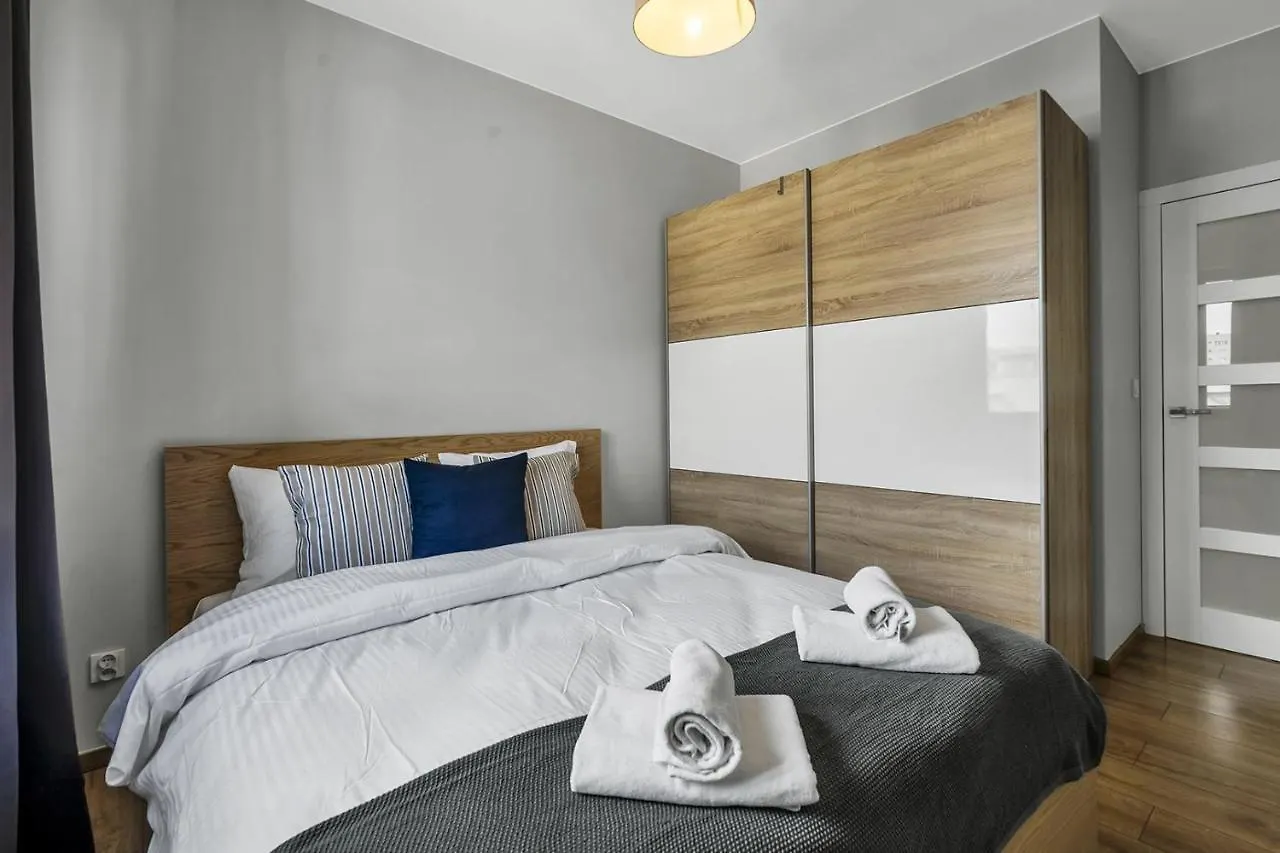 Lazurowa 2-Bedroom Apartment Warsaw Poland