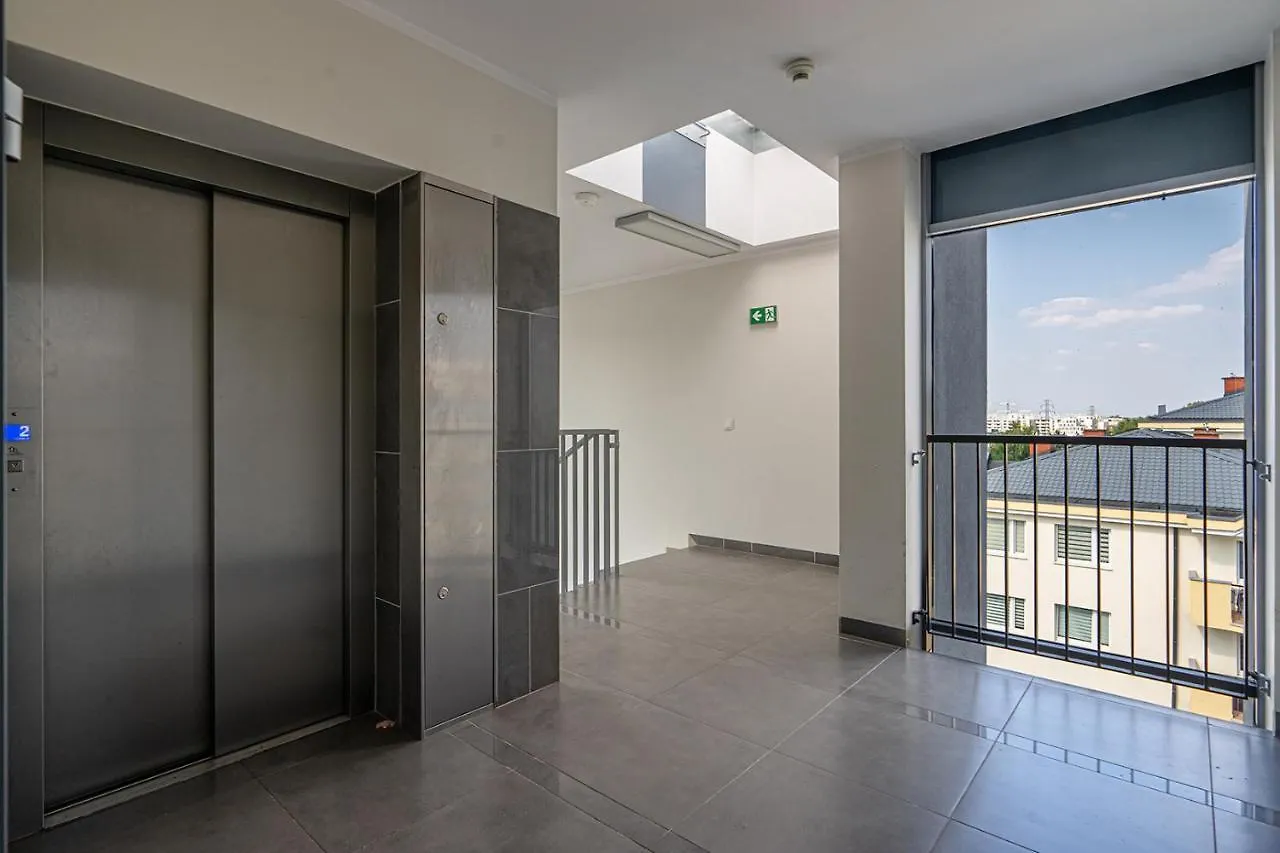 Lazurowa 2-Bedroom Apartment Warsaw 0*,