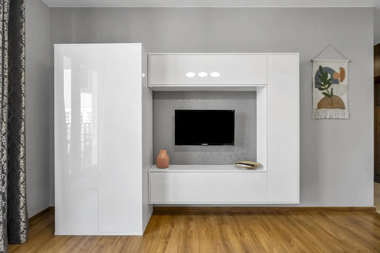 Lazurowa 2-Bedroom Apartment Warsaw