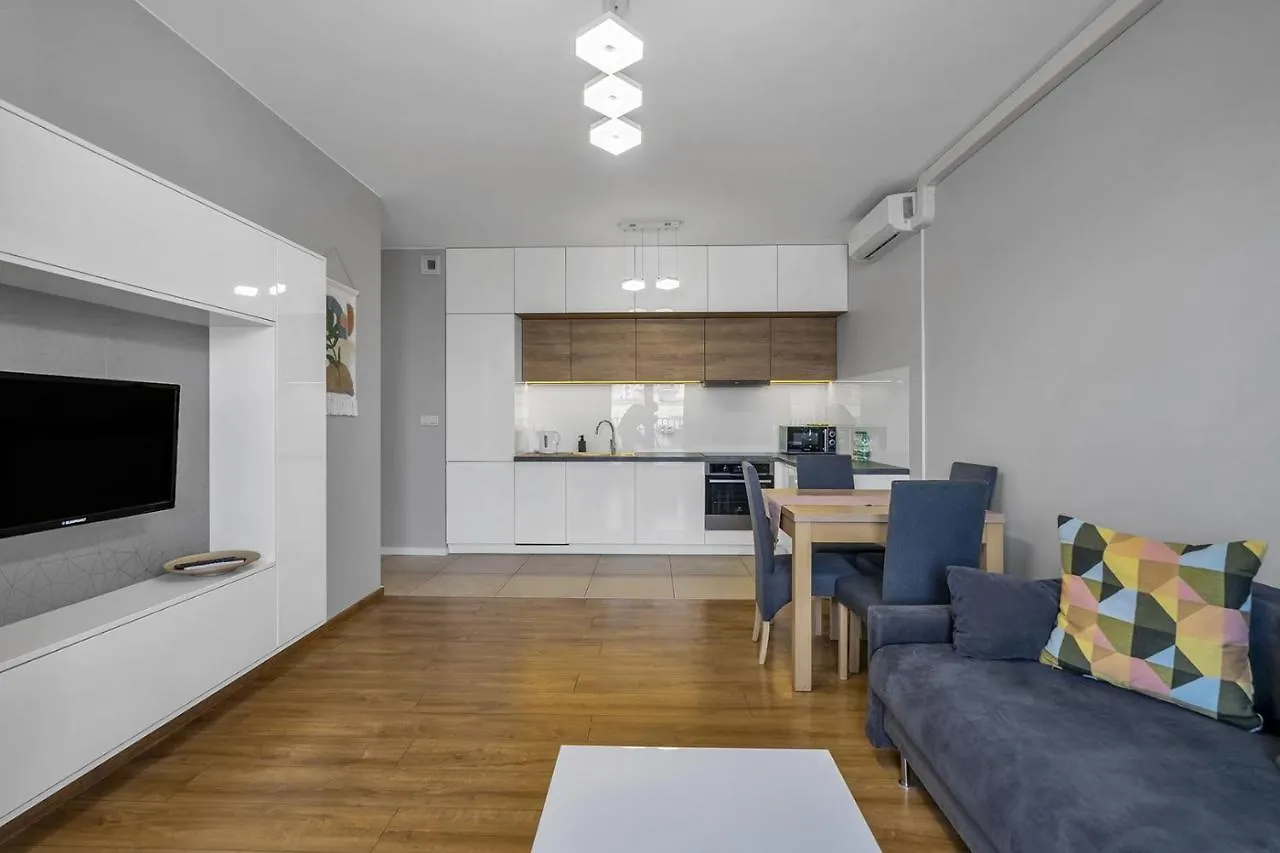 Lazurowa 2-Bedroom Apartment Warsaw