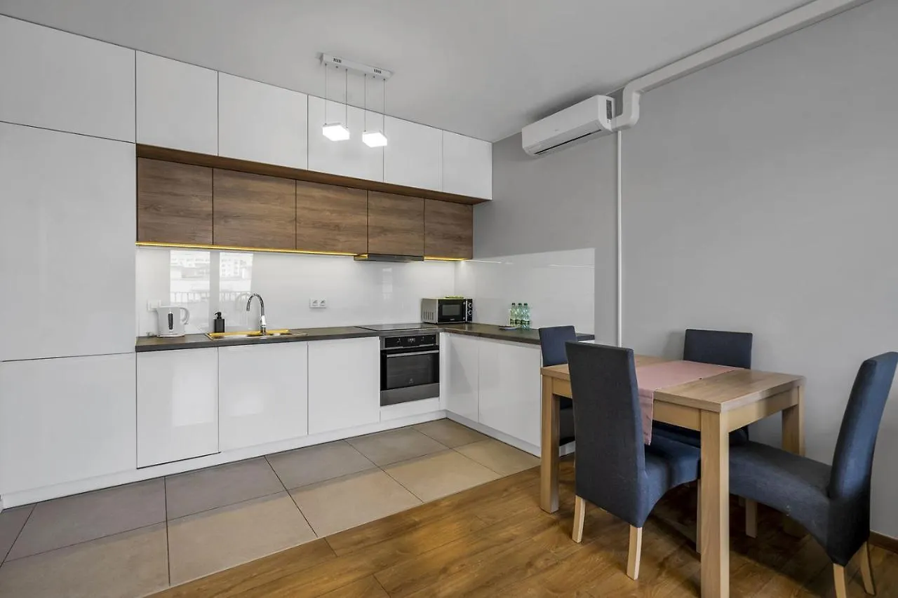 Lazurowa 2-Bedroom Apartment Warsaw