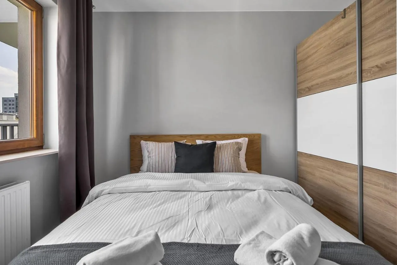 Lazurowa 2-Bedroom Apartment 华沙